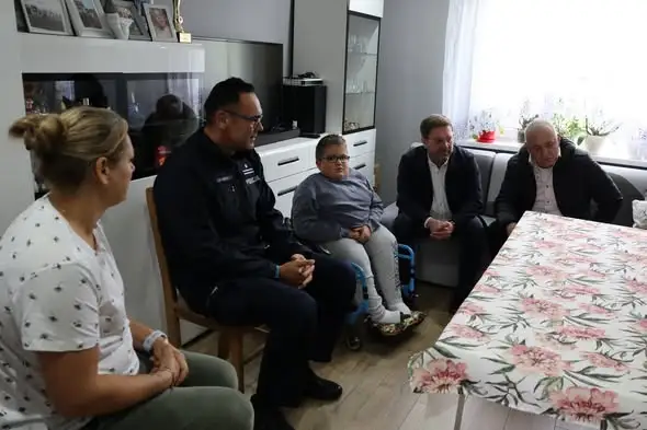 Wójt Gminy Braniewo obejmuje stałym patronatem niepełnosprawnego Michałka