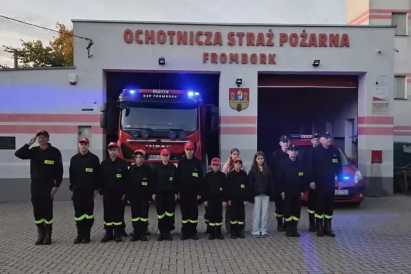 Strażacy z Fromborka oddali hołd poległym kolegom z Niska